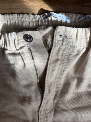 Pantalones cargo beige