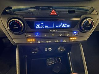 Hyundai Tucson 2016 99.987KM!  (garantia incluida)