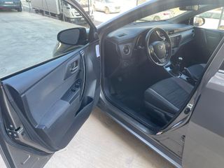 Toyota Auris 1.2 120T Active (Business Plus)