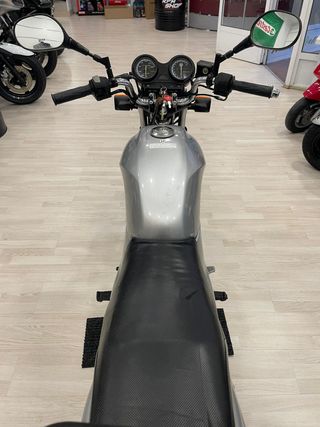 Yamaha YBR125 Plata