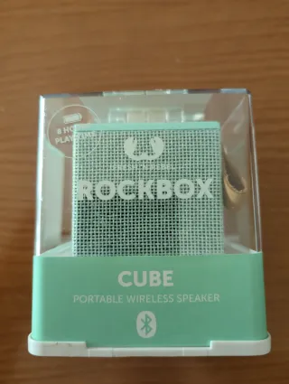 Altavoz Rockbox Cube Portátil Bluetooth
