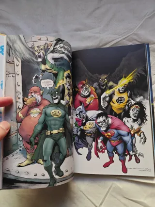 Superman y la Legión de Superhéroes