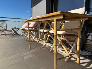 Mesa y 4 Sillas Exterior Bambú