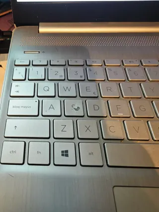 HP Laptop 15S-FQ2042ns Intel Core i7 16GB RAM