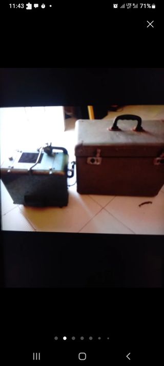 Reproductor Antiguo Gris/Verde