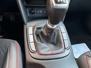 Hyundai Kona KONA TGDI 1.0 120CV 4X2 TECNO RED