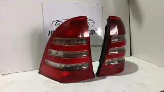 Pilotos Traseros Mercedes Clase C