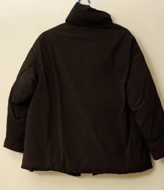 Anorak negro Mango