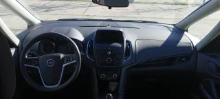Opel Zafira Tourer 2015
