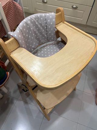 Trona madera evolutiva estilo Stokke