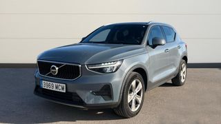 Volvo XC40 2.0 B3 MOMENTUM CORE AUTO 163 5P