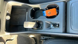 Volvo XC40 2.0 B3 MOMENTUM CORE AUTO 163 5P