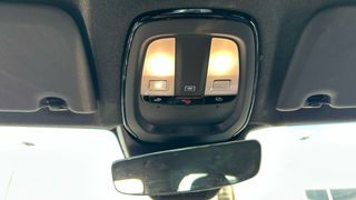 Volvo XC40 2.0 B3 MOMENTUM CORE AUTO 163 5P