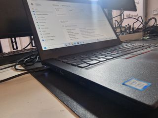 Portátil Lenovo L490 Intel.      i7-8565U 16GB RAM