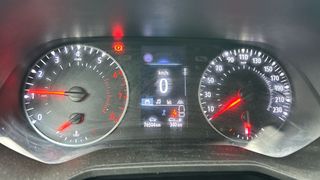 Renault Clio 1.0 TCE SERIE LIMITADA LIMITED 91 5P