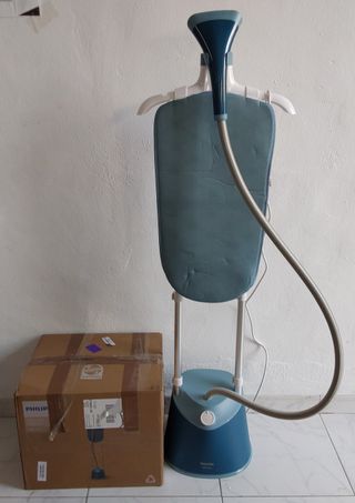 Philips Vaporizador Serie 1000-1800W, Gran depósito de 1,8L, 3 ajustes de vapor, StyleBoard integrado, Eliminación de arrugas, E