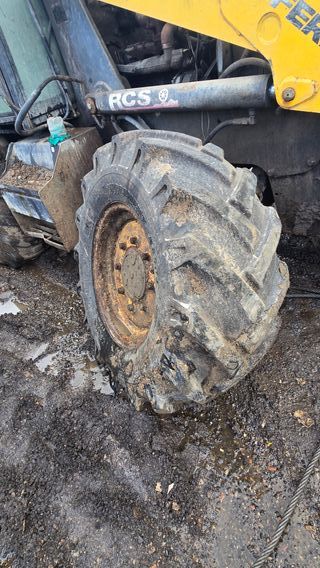 DES02 FERMEC 860 Despiece retro excavadora