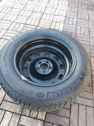 Llanta de hierro 15 Vw Golf