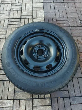 Llanta de hierro 15 Vw Golf