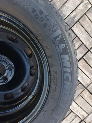 Llanta de hierro 15 Vw Golf