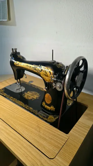 Máquina de coser antigua Singer
