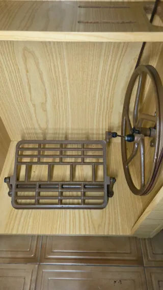 Máquina de coser antigua Singer