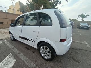 Opel Meriva 2007- Automático