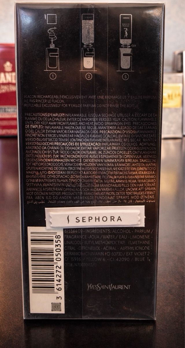 Perfume Yves Saint Laurent Negro y Plateado