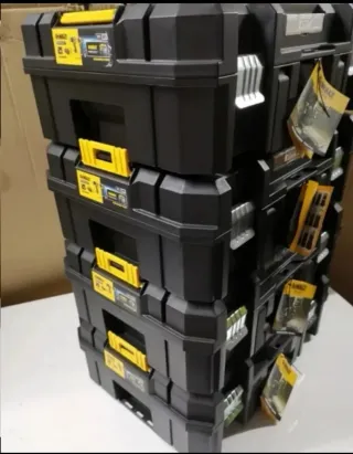 4 maletines dewalt tstak II