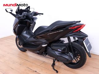 HONDA FORZA 350