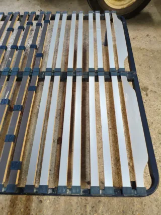 Somier de lamas de madera