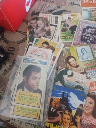 Lote de 190 Antiguos Programas de Cine