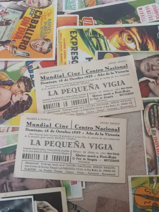Lote de 190 Antiguos Programas de Cine