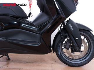 YAMAHA X-MAX 300 TECH MAX