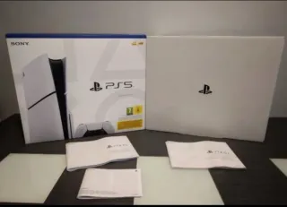 PlayStation 5 Sony Blanca y Negra