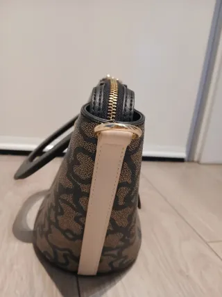 Bolso Tous Capazo Negro y Dorado