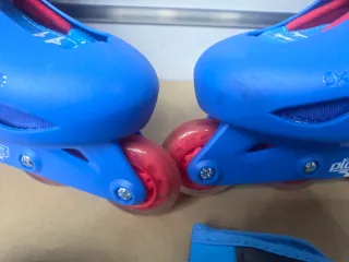 Patines en línea y equipo de protección infantil