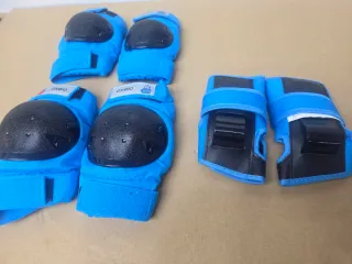 Patines en línea y equipo de protección infantil