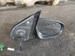 Retrovisor derecho Volkswagen Golf VI (2008-