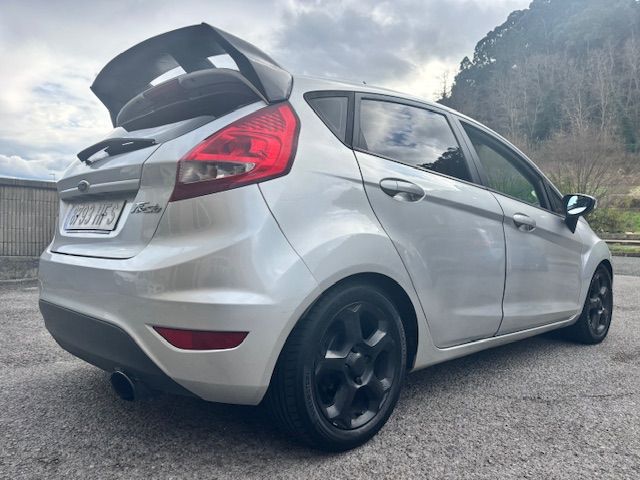 Ford Fiesta 2011