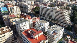 Ático en venta en Playa de la Fontanilla en Marbella