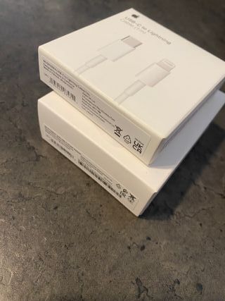 Cargador Apple para iPhone Lightning