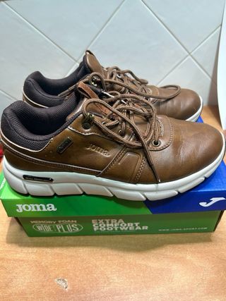 Zapatillas Joma Tarpeya Marrón Talla 41