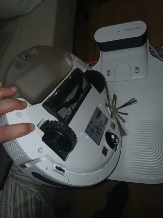 Robot aspirapolvere e lavapavimenti Bissell Spinwave R5 con Wi-Fi