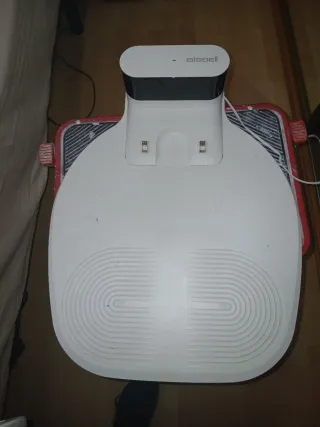 Robot aspirapolvere e lavapavimenti Bissell Spinwave R5 con Wi-Fi