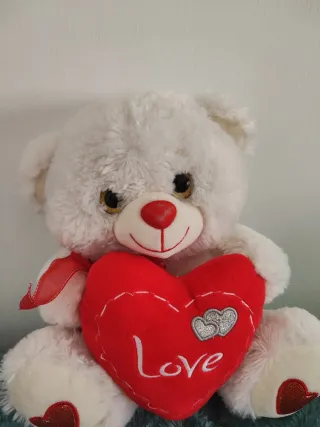 Peluche Oso Blanco Corazón Rojo Love
