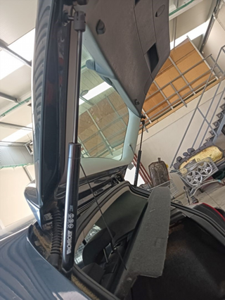 AMORTIGUADORES MALETERO / PORTON VOLKSWAGEN GOLF