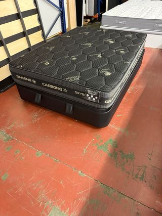 CANAPE Y COLCHON VISCO CARBONO 135x190