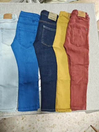 Lote 7 Pantalones Niño 3-4 Años