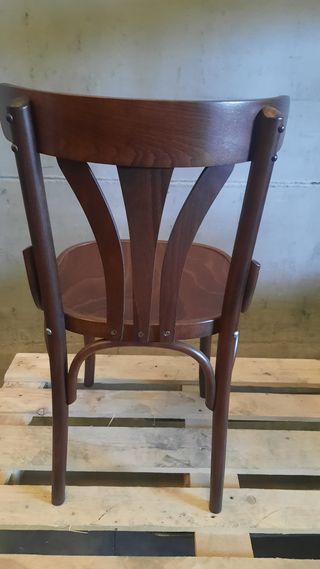 Silla de madera maciza